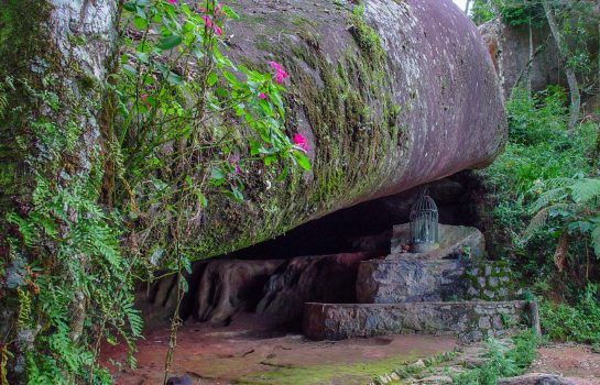 Gruta dos Crioulos